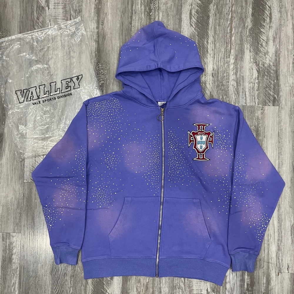 Vale forever zip up